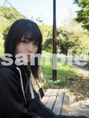 Outdoor exposure walk with exhibitionist-loving perverted woman Melo-chan 01 - I really want to show it, but I put up with it, dew walk in a super miniskirt that shows my ass 01 (photo book + video)
